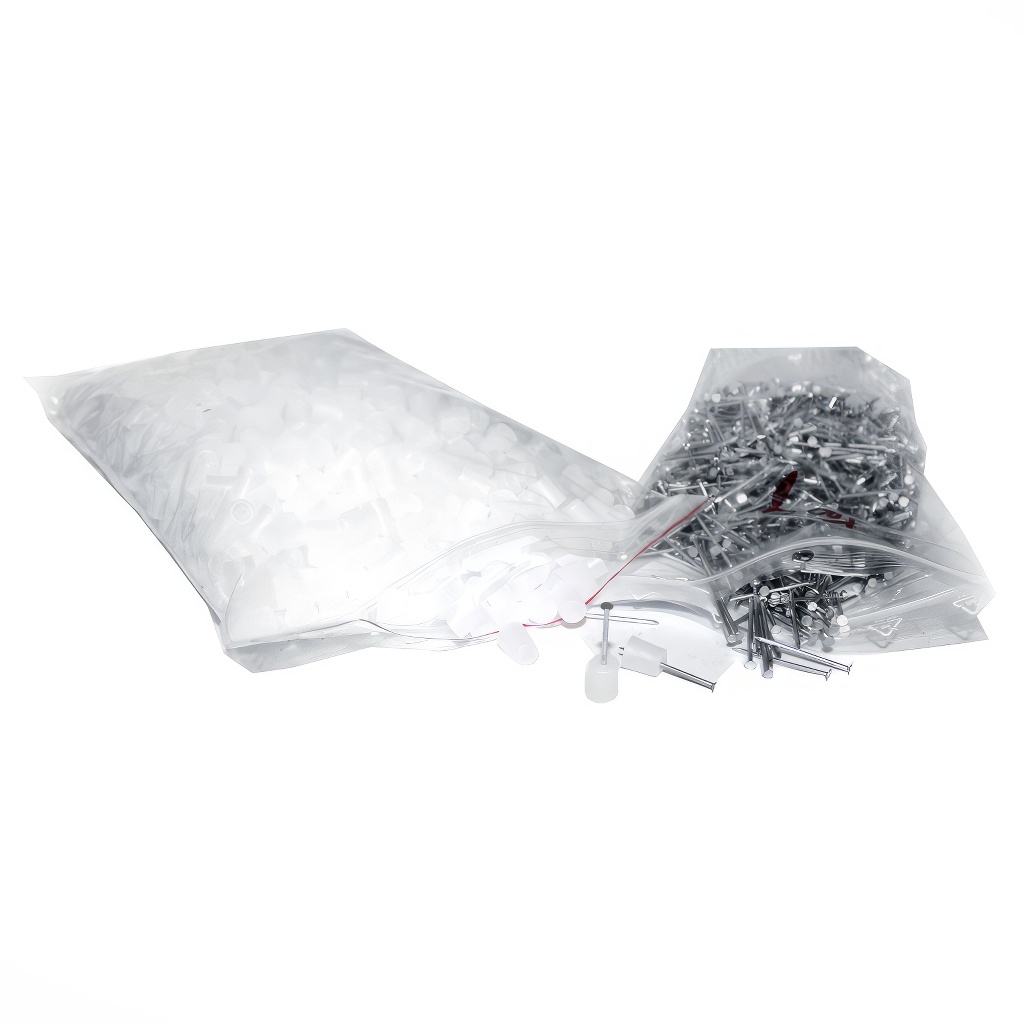 detail mezerníku, kónické mezerníky, hřebíček, hladký plast, rámky